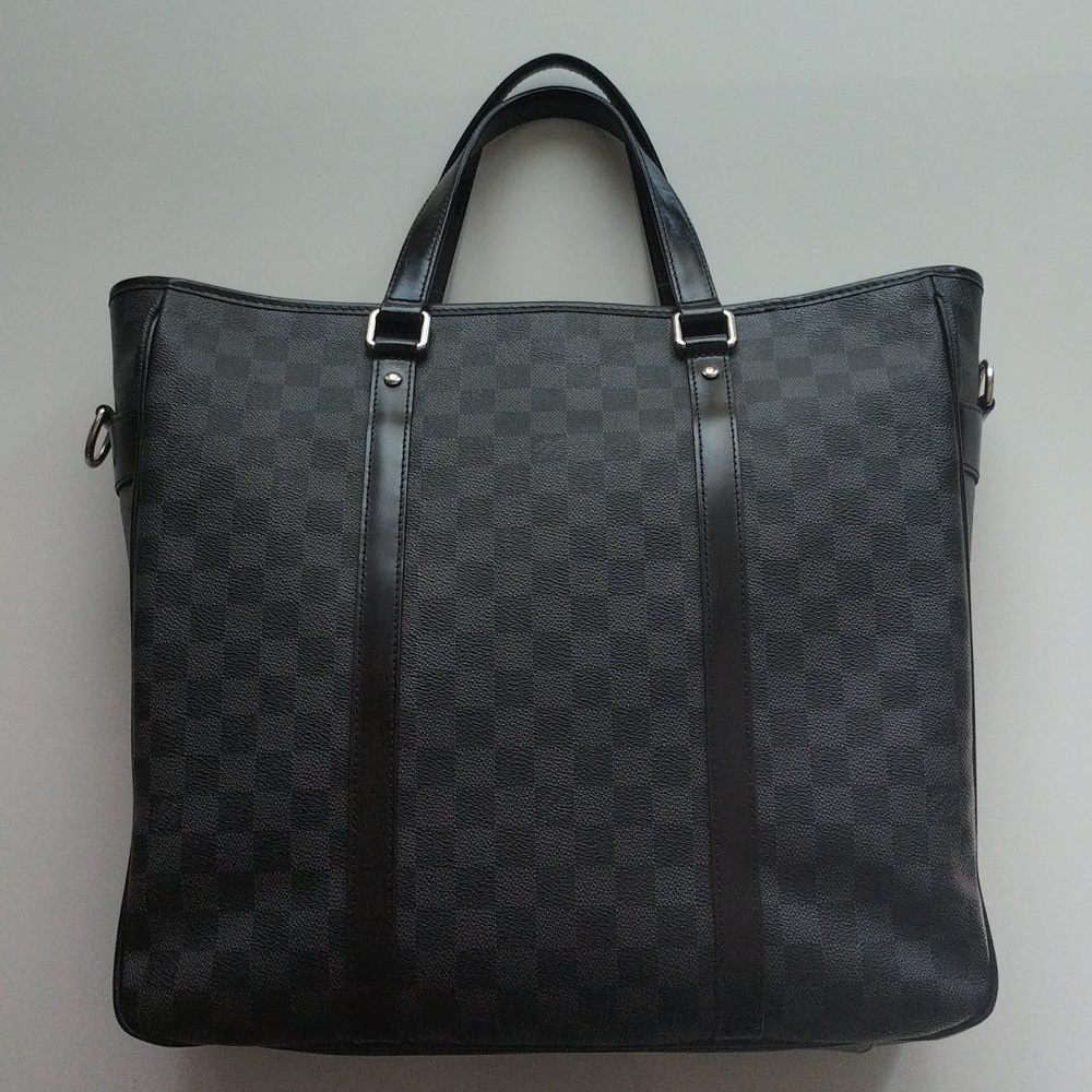 LOUIS VUITTON Tote Bag